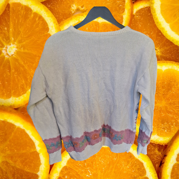 Embroidered Floral Colorful Crew Neck‎ Sweater - Picture 7 of 8